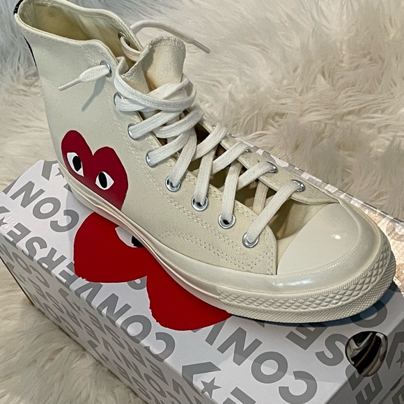 Brand New Converse x Comme des Garçons PLAY Chuck 70 - Picture 3 of 10